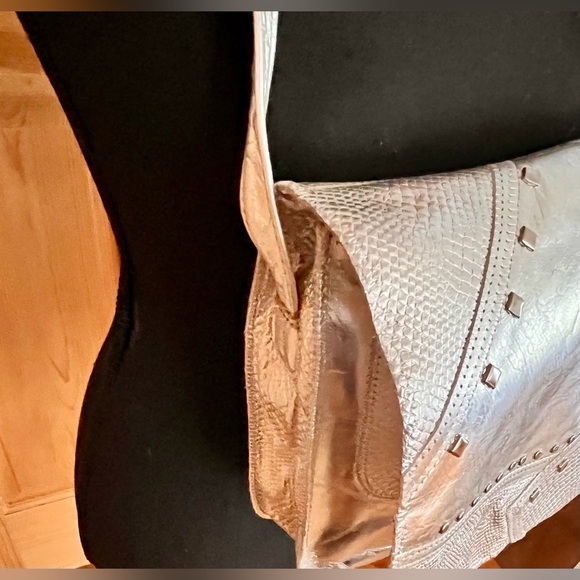 Bags by Pinky Genuine Leather Silver Studded VTG 80s Crossbody Purse USA Made - Picture 14 of 17